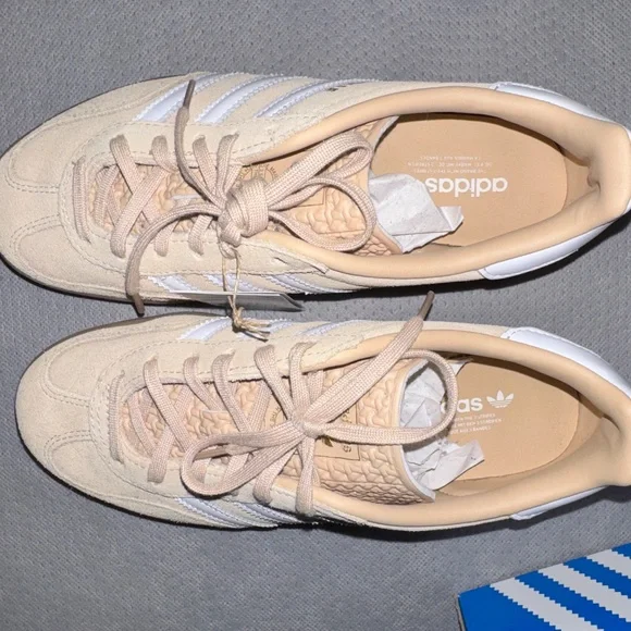 Women’s Adidas Gazelle Indoor Beige 6.5 - Picture 2 of 5